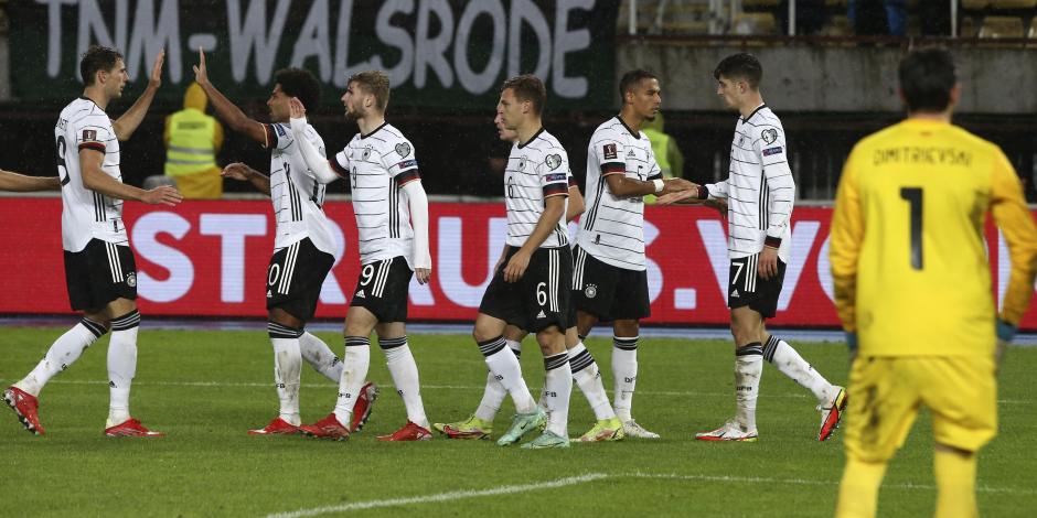 Jugadores de la Selección de Alemania festejan el gol de Kai Havertz contra Macedonia del Norte.