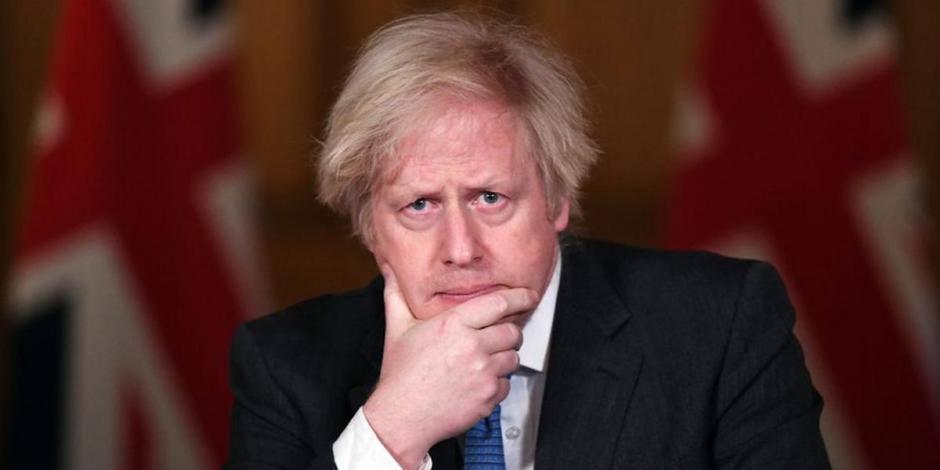 Boris Johnson señaló que las medidas temporales en Reino Unido buscarán frenar la propagación de Ómicron.