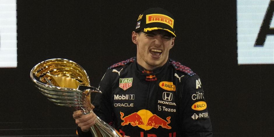 Max Verstappen celebra en el GP de Abu Dhabi de la F1