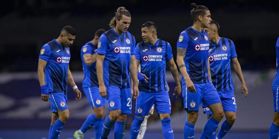Jugadores de Cruz Azul, después de su eliminación en el repechaje del Apertura 2021, el pasado 21 de noviembre.