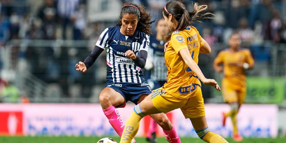 Monterrey y Tigres disputaron la ida de la final de la Liga MX Femenil en la cancha del BBVA.