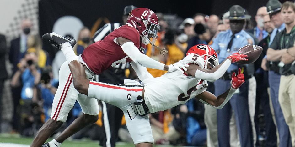 Una acción del Georgia Bulldogs vs Alabama Crimson Tide, Final de la NCAA