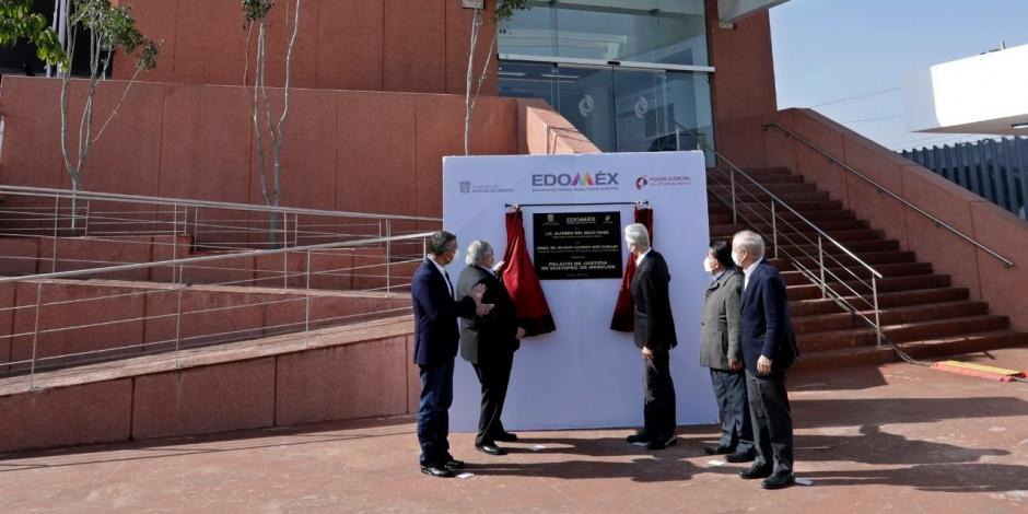 Alfredo Del Mazo estuvo en la inauguración del Palacio de Justicia de Ecatepec de Morelos.