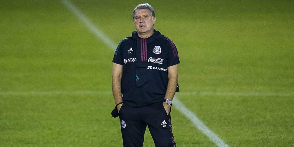 Gerardo "Tata" Martino durante un entrenamiento de la Selección Mexicana.