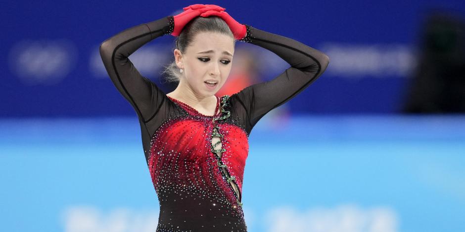 Kamila Valieva se lamenta en un momento del programa de patinaje libre en los Juegos Olímpicos de Invierno Beijing 2022, el pasado 6 de febrero.