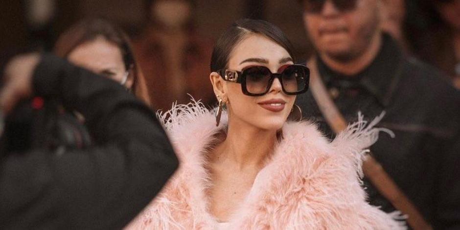 Danna Paola sorprendió en el desfile de Fendi de Fashion Week Milán