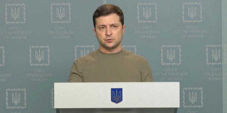 “Decreto: anunciar y llevar a cabo una movilización general”, consta en el texto publicado en la página de la Oficina de la Presidencia de Ucrania.