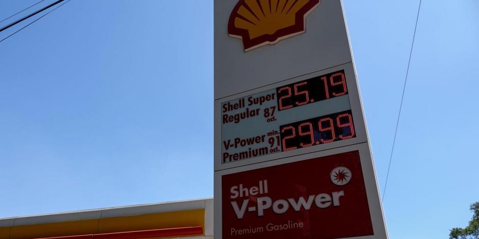 En la alcaldía Miguel Hidalgo se registraron gasolinerías con precios de hasta 29.99 pesos por litro de gasolina premium.