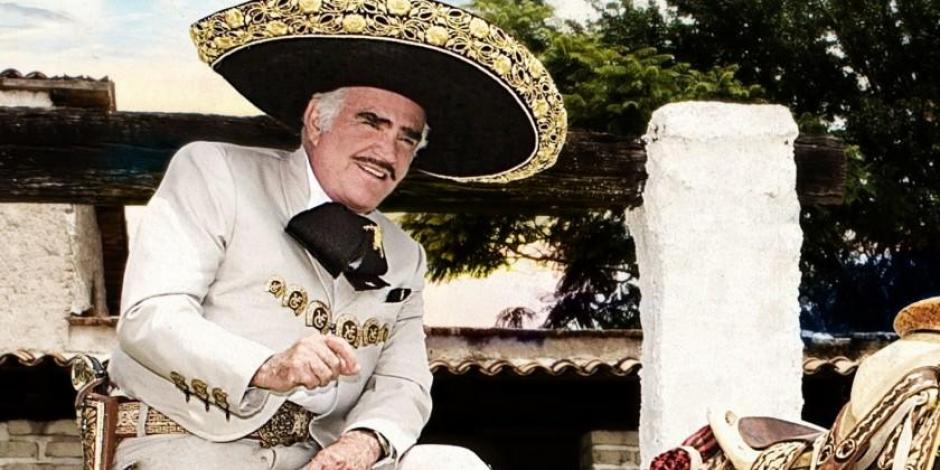 Vicente Fernández se le vinculó con con diversas famosas
