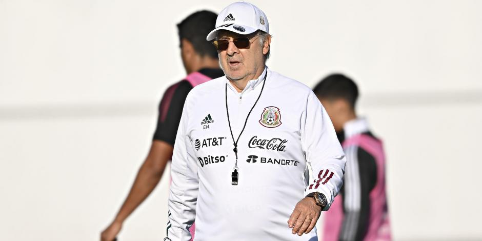 Gerardo "Tata" Martino no estará en el partido de la Selección Mexicana ante Honduras.