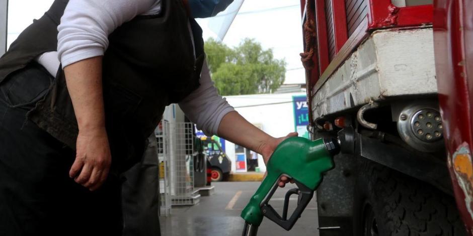 Con el objetivo de que ahorres, autoridades de la CDMX dan a conocer las gasolineras más baratas