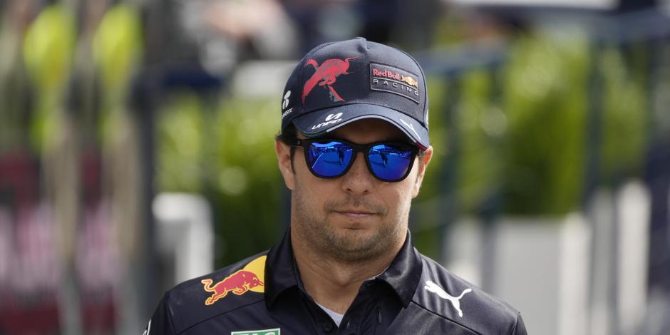 Checo Pérez extravió uno de sus cascos durante la promoción del Gran Premio de Miami de F1.