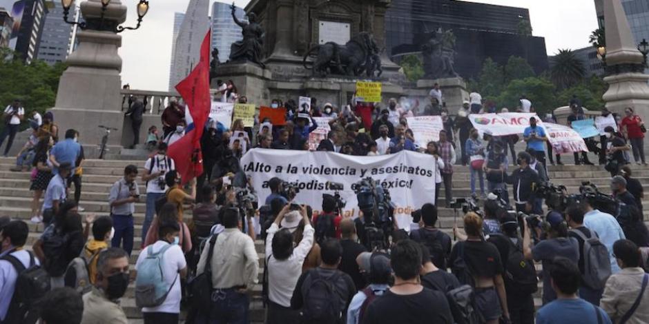 Manifestación, ayer en el Ángel por la inacción ante crímenes de periodistas.