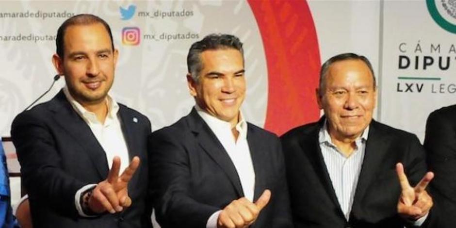 De izq. a der.: Marko Cortés (presidente del PAN), Alejandro Moreno (líder del PRI) y Jesús Zambrano (dirigente del PRD).