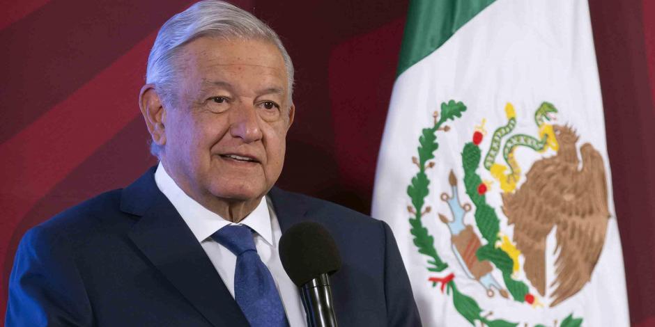 El Presidente López Obrador durante su conferencia de prensa matutina, ayer.