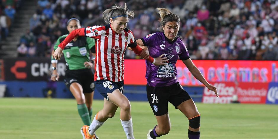 Pachuca y Chivas se vieron las caras en el Estadio Hidalgo, en la ida de la final de la Liga MX Femenil.