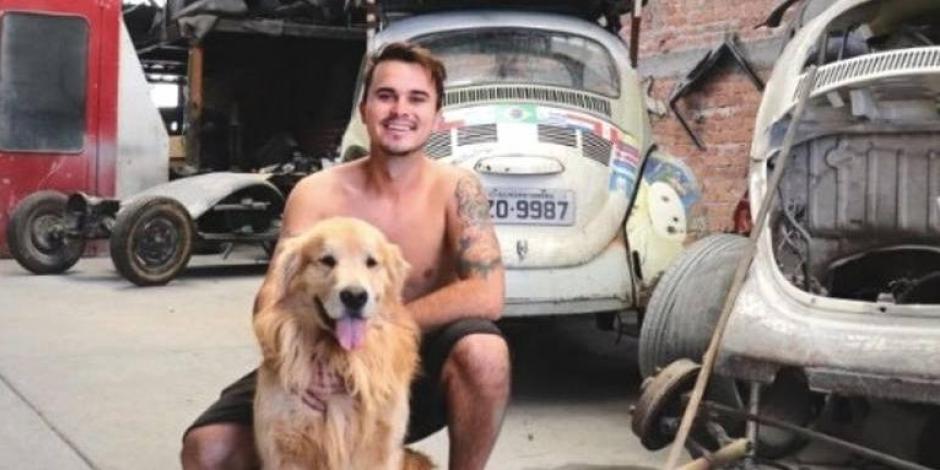 Jesse Koz y su perrito se mueren en devastador accidente de tránsito