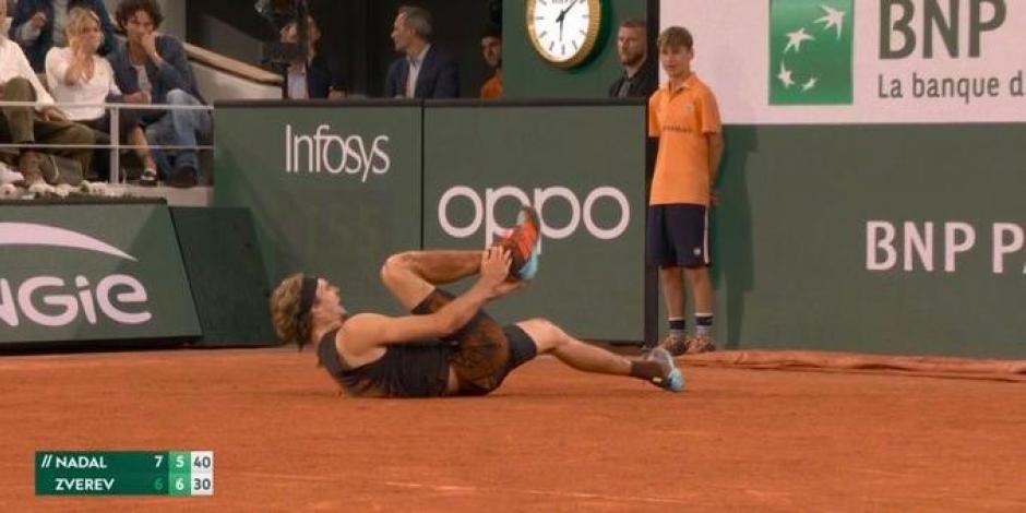 Alexander Zverev sufrió una terrible lesión en el partido ante Rafael Nadal y tuvo que retirarse de Roland Garros.