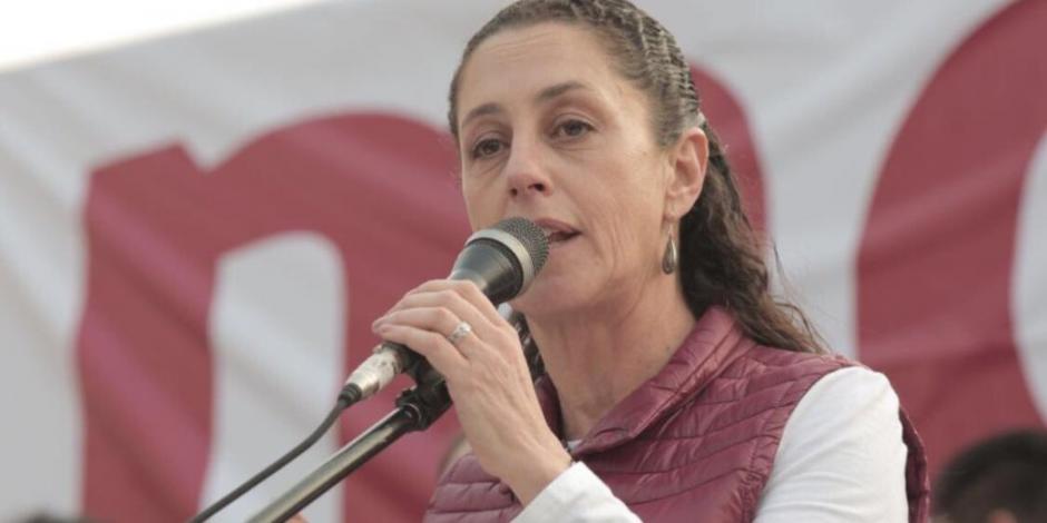 Claudia Sheinbaum, Jefa de gobierno de la Ciudad de México cuestiona a oposición sobre Alejandro Moreno, líder del PRI. 