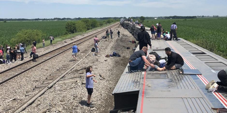 Se descarrila tren en Missouri, EU; pasajero capta imágenes del suceso.