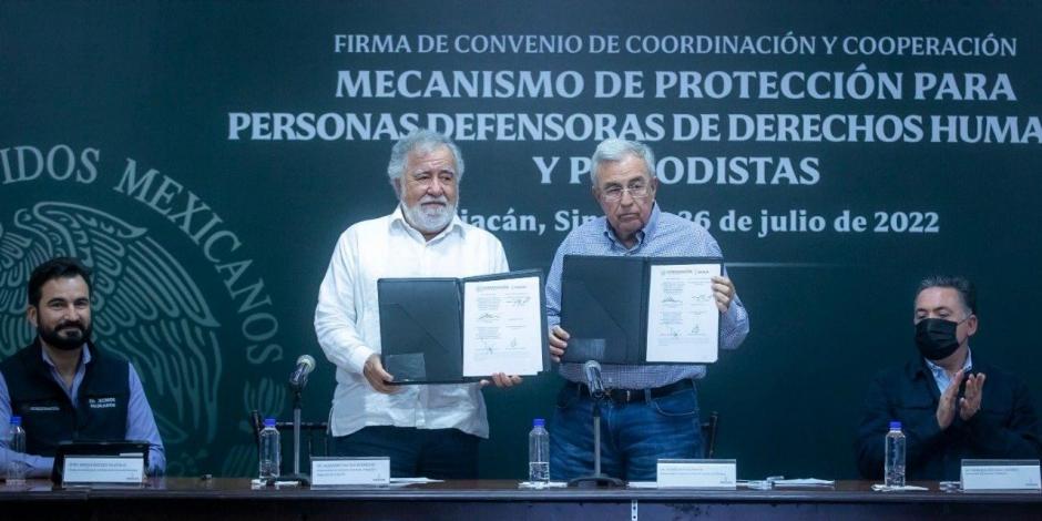 Alejandro Encinas urge a dejar celo institucional para atender protección a periodistas.