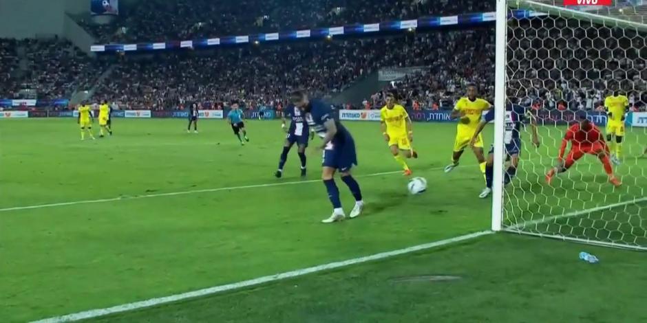 Sergio Ramos anotó el tercer gol del PSG en la Supercopa de Francia