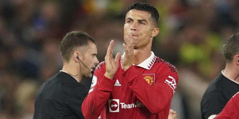 Cristiano Ronaldo al finalizar el partido entre el Manchester United y el Liverpool.