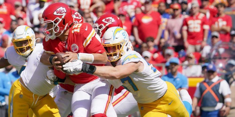 Chiefs derrotó 34-28 a Chargers en el enfrentamiento más reciente entre ambos en la NFL.