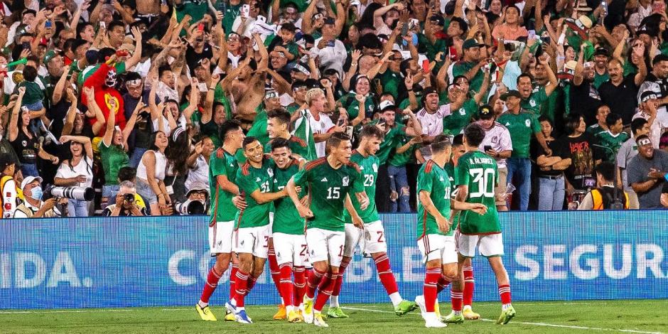Jugadores de México celebran el gol ante Perú en la Fecha FIFA previa a la Copa del Mundo Qatar 2022.