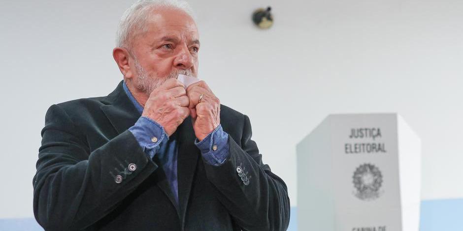 Lula remonta en Brasil y supera apenas por centésimas a Bolsonaro