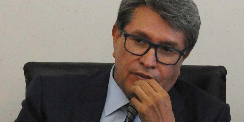 El coordinador de Morena en el Senado, Ricardo Monreal, pide no "zopilotear" el cargo que dejó el senador Faustino López tras su muerte y esperar a que pase su novenario
