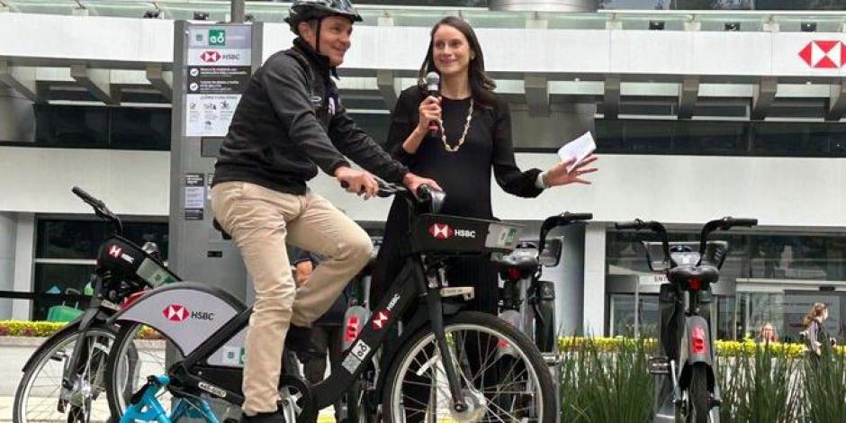 Por primera vez en una década, las bicicletas Ecobici tendrán el logotipo del banco HSBC, que invertirá mil 600 millones de pesos en el sistema de tranporte