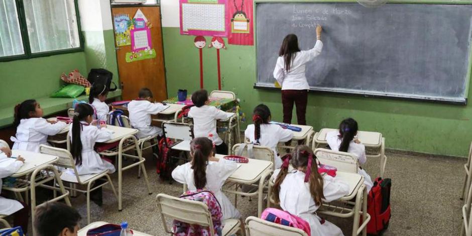 Leticia Ramírez, secretaria de Educación Pública, destacó que subirán el salario de docentes.