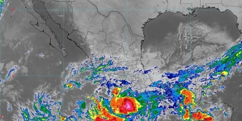 Sus bandas nubosas ocasionan lluvias intensas en Guerrero, y muy fuertes en Michoacán