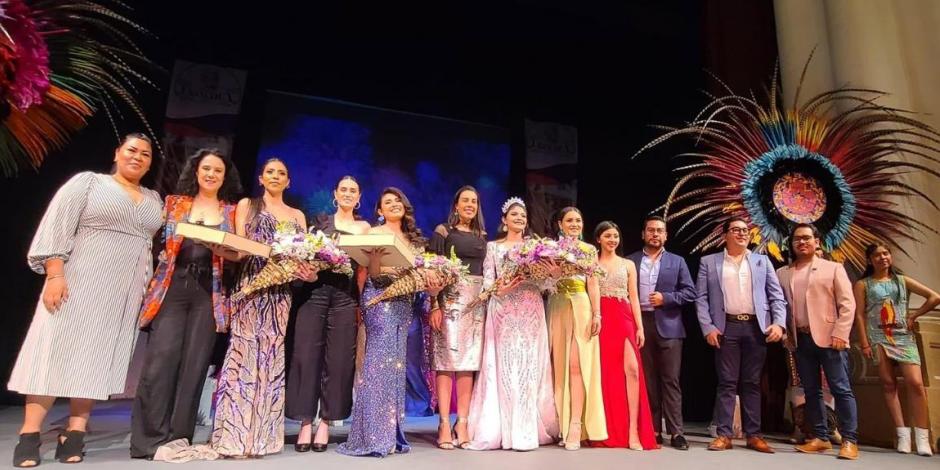 Se corona Melany Grisel Rosas, de Calpulalpan, como reina de la Gran Feria de Tlaxcala 2022.