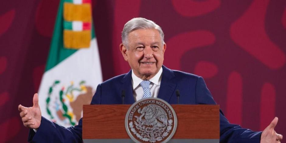 El Presidente de México tachó de "caricatura" los cuestionamientos a las decisiones de su gobierno por parte de los expresidentes Zedillo y Calderón