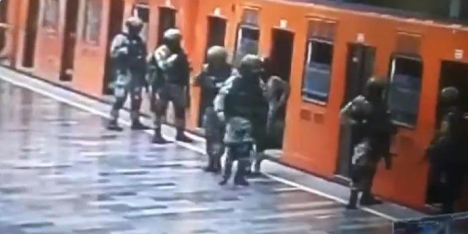 En redes sociales circulan imágenes de militares que realizaban prácticas en el Metro.