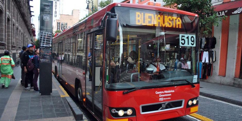 Línea 4 de Metrobús modificará su servicio con motivo de la romería navideña en el Centro Histórico de la Ciudad de México.