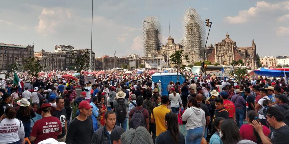 AMLO pronuncia discurso en el Zócalo tras marcha por la 4T; sigue el minuto a minuto