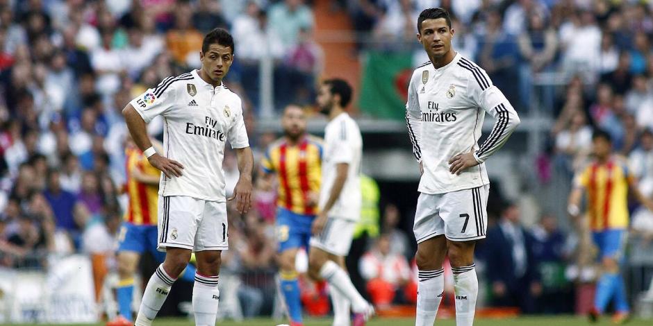 "Chicharito" Hernández y Cristiano Ronaldo juntos en un partido con el Real Madrid.