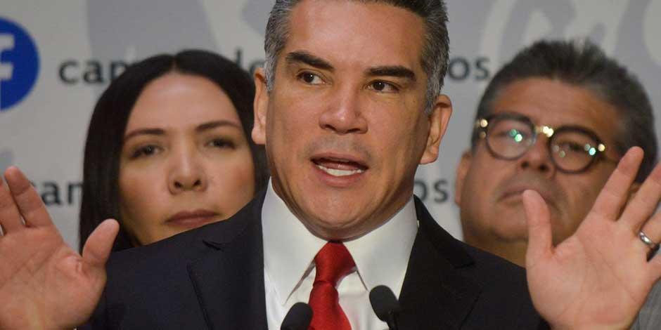 Alejandro Moreno, dirigente priista, en conferencia de prensa donde reiteró que su bancada votará contra la Reforma Electoral propuesta por AMLO
