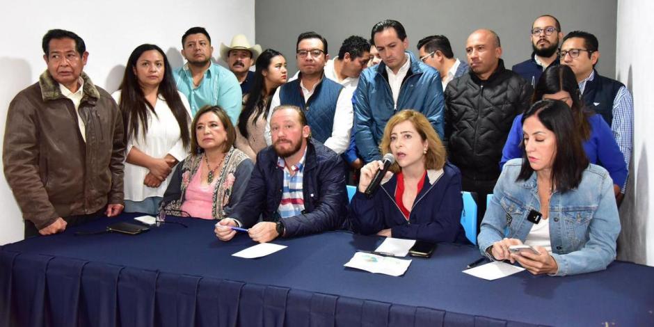 Alcaldes y legisladores panistas exigen renuncia del secretario de Gobierno, Martí Batres, por "represión" policial contra pobladores de Xochimilco