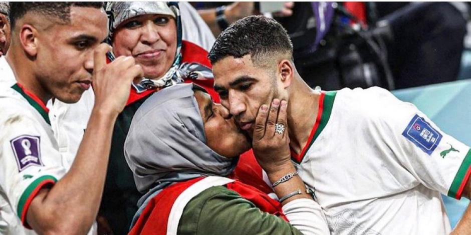 Achraf Hakimi y su madre se roban el corazón de Marruecos y del Mundial Qatar 2022.