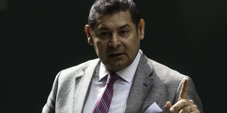 Alejandro Armenta insiste en que emprenderá acciones legales por mensajes de Norma Piña.