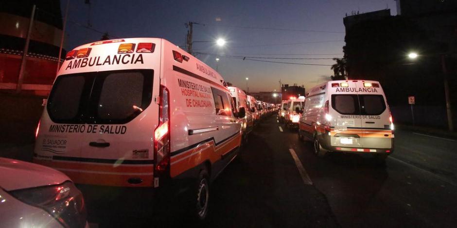 Heridos fueron trasladados en ambulancia al Hospital General Balbuena.