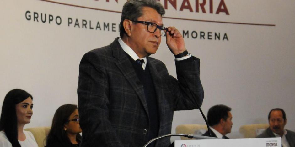 El coordinador de la bancada de Morena en el Senado, Ricardo Monreal, participó en la reunión plenaria de Morena en la Cámara de Diputados