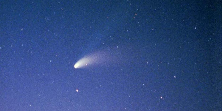 Cometa Hale-Bopp, conocido como el "Gran Cometa de 1997".