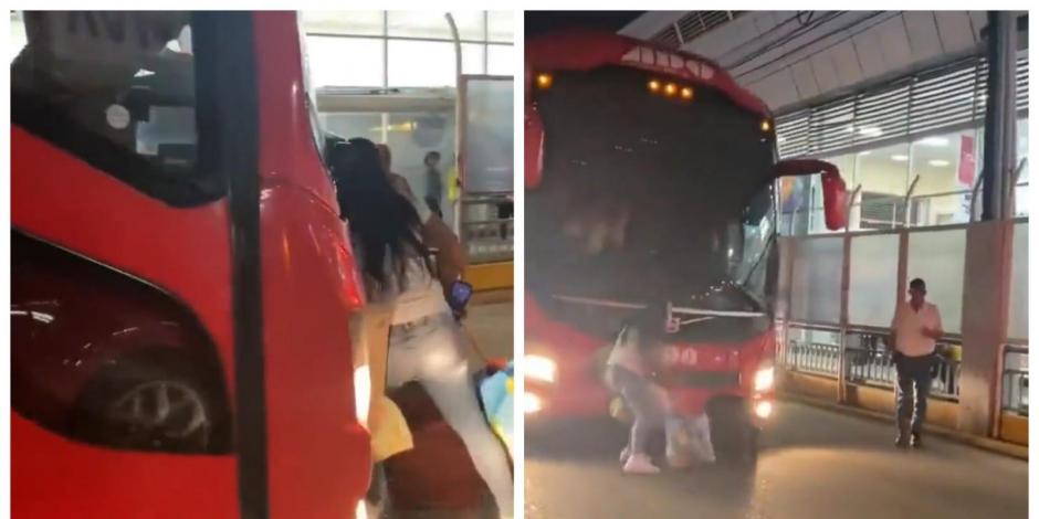 Una mujer intenta detener el paso a un autobús para poder abordarlo.