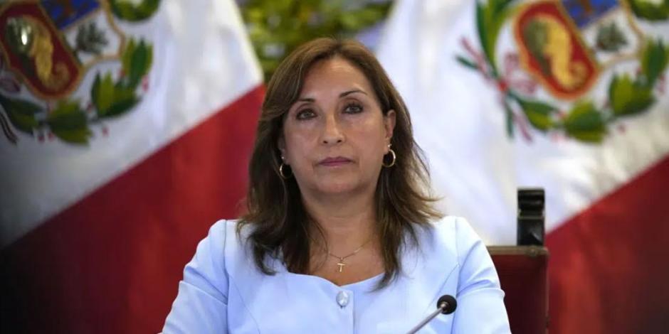 En la imagen, la presidenta de Perú, Dina Boluarte.