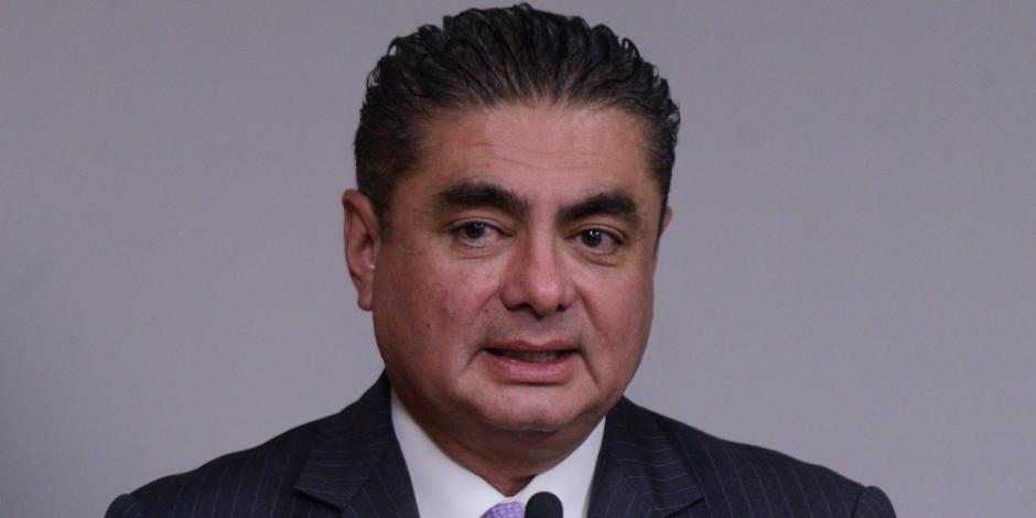 Luis Espinosa Cházaro, coordinador en la Cámara de Diputados del PRD.